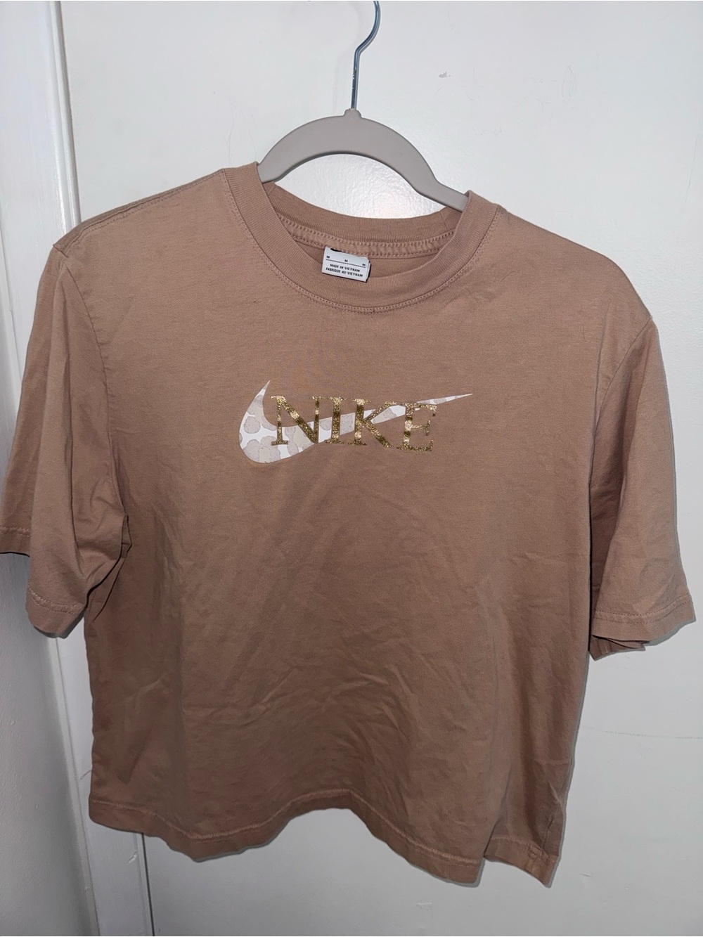 Nike Gold Foil Metallic Leopard Swoosh Graphic Tee 🐆✨